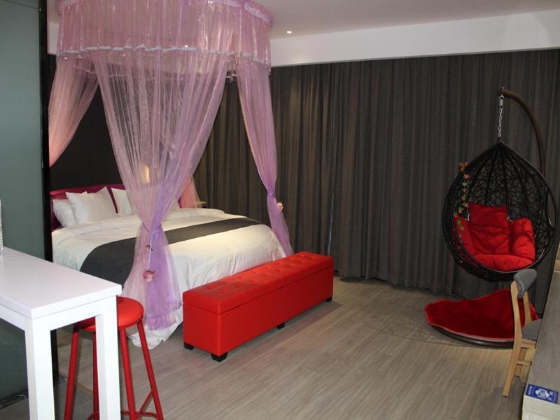 Thank Inn Plus Hotel Shandong Qingdao Olympic Sailing May 4Th Square Dış mekan fotoğraf